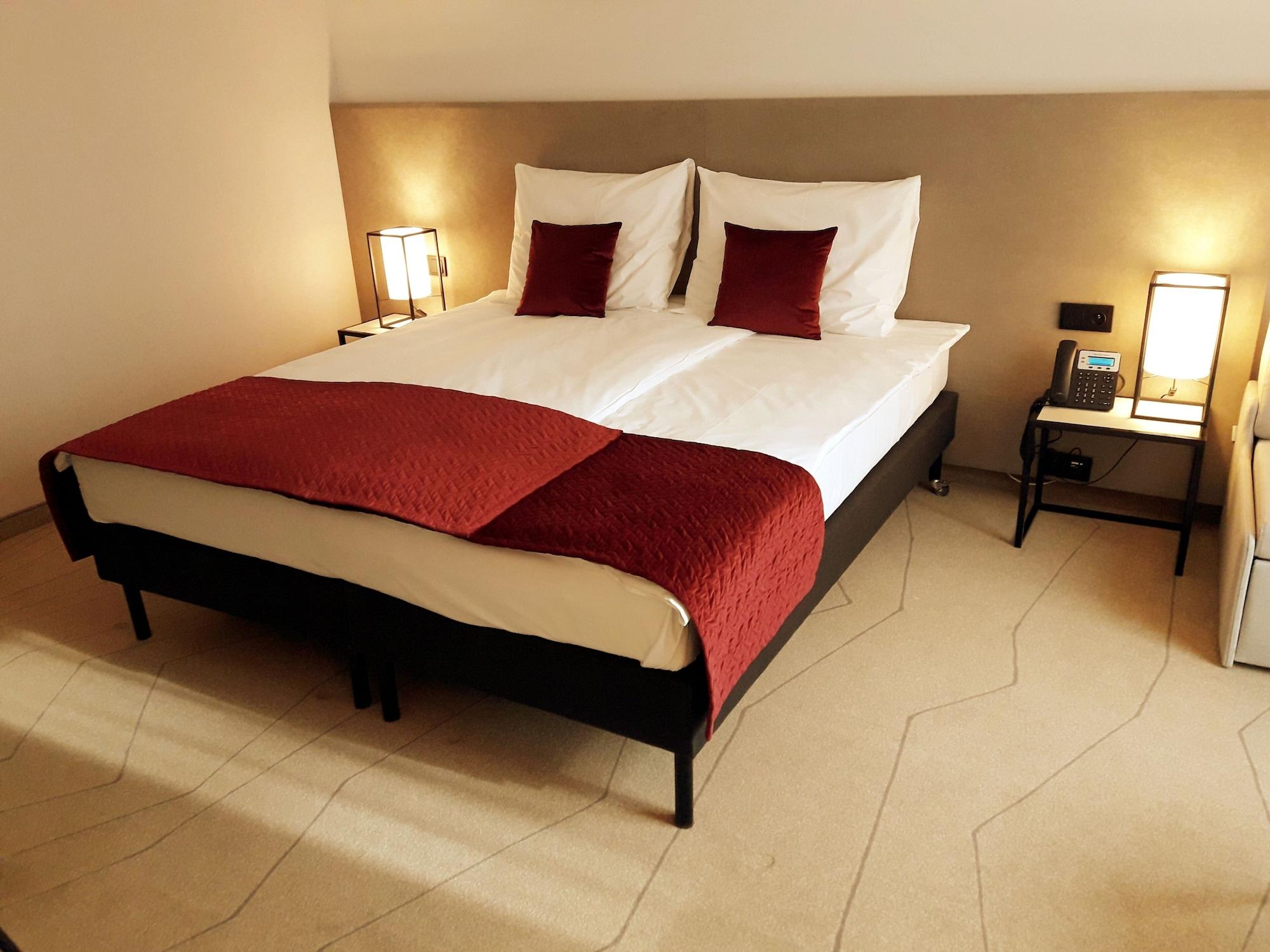 Arche Krakowska Hotel 4*